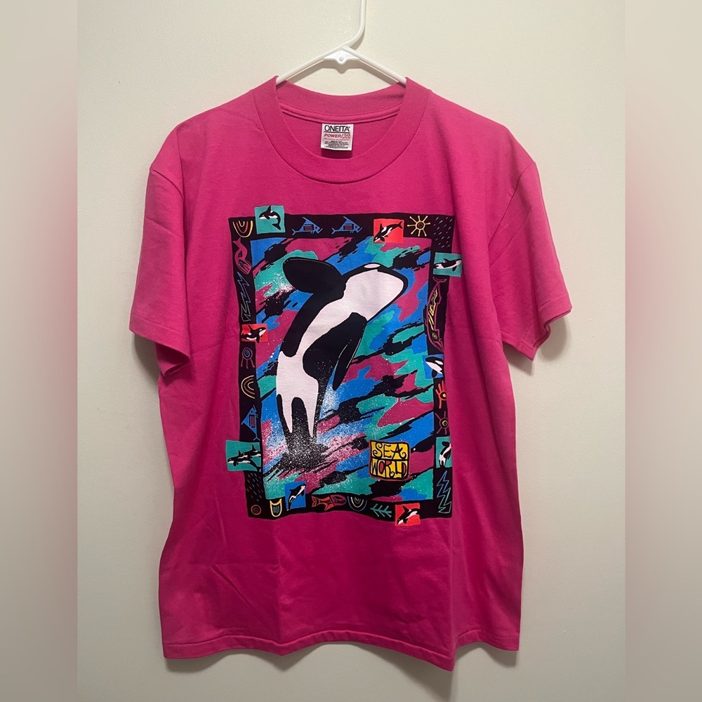 Vintage Single Stitch SeaWorld T shirt